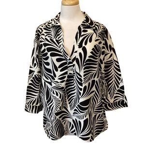 NWT Unique Spectrum by Mlle Gabrielle 3/4 sleeves Tunic Blouse Size Large